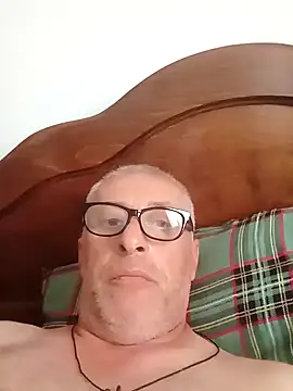 MAG578 Webcam show