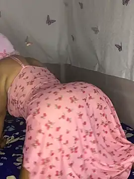 laylamoon live XXX chat