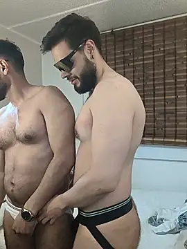 TonyAndTroy webkamerás műsora