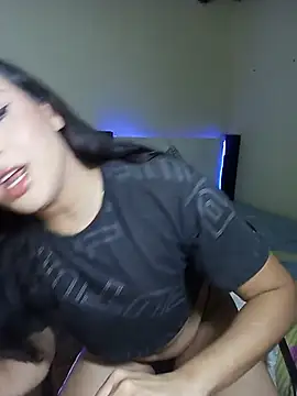 kylieloliskiss Webcam Show