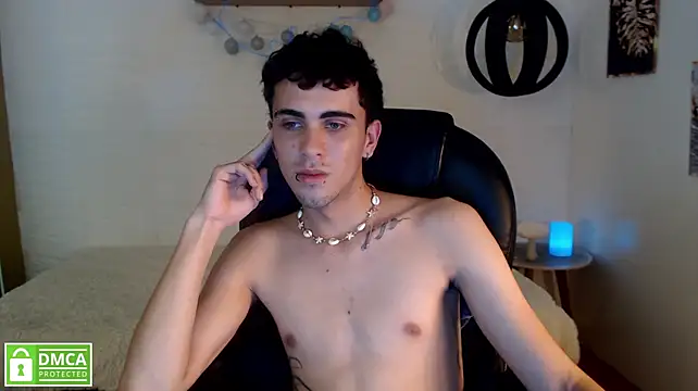 noah_bluex's Webcam Show