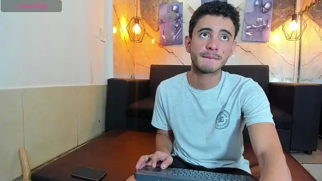 عرض كام kai_bormann