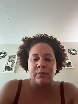 honeyJaee Chat XXX live