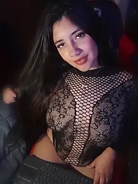 Emafiore23's Live XXX Chat