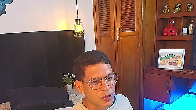Show de Justin_Royers na webcam