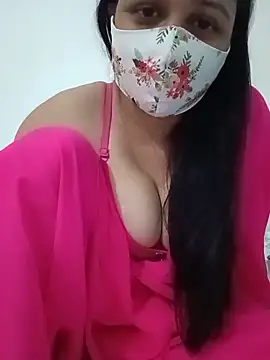 Show modela Ragni-kaur na web-kameri