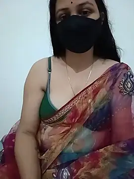 Chat +18 de Ragni-kaur ao vivo