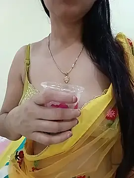 Ragni-kaur Chat XXX in diretta