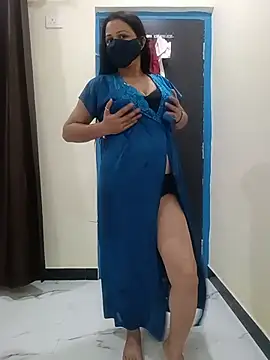 Chat +18 de Ragni-kaur ao vivo