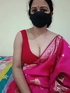 Chat +18 de Ragni-kaur ao vivo