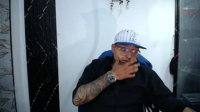 Duke_DarkBoy99's Webcam Show