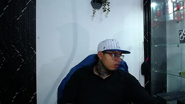 Show de webcam de Duke_DarkBoy99