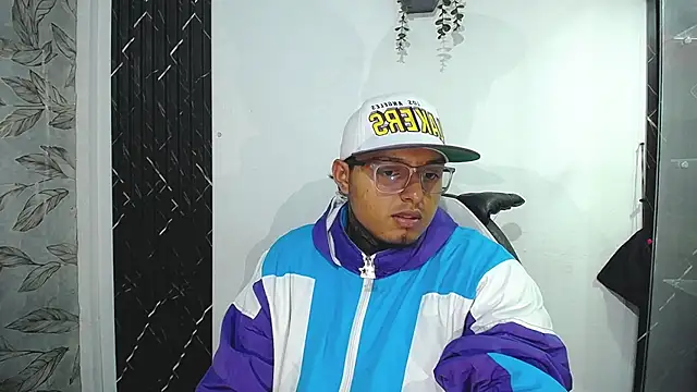 הופעת וובקאם של Duke_DarkBoy99