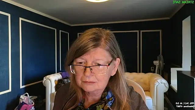 Pippa_Pebble Show in webcam