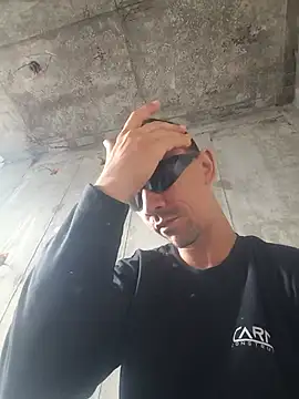 Webkamerová show menino27quente