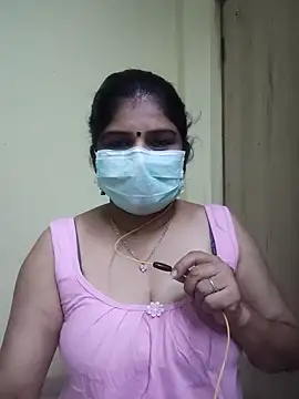 Telugu-Nanditha's Live XXX Chat
