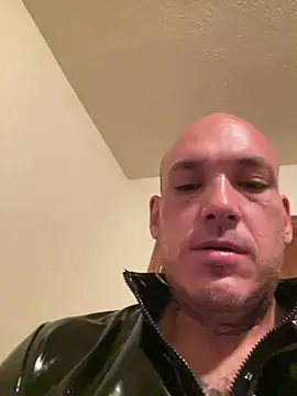 jlatexxx6969 Show in webcam