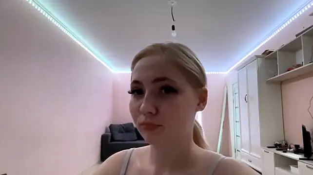 AnnitaNumga – webcam-show