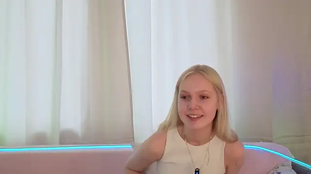 Chat +18 de ChelsieAranas ao vivo