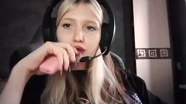 eliseida: απευθείας συνομιλία ΧΧΧ