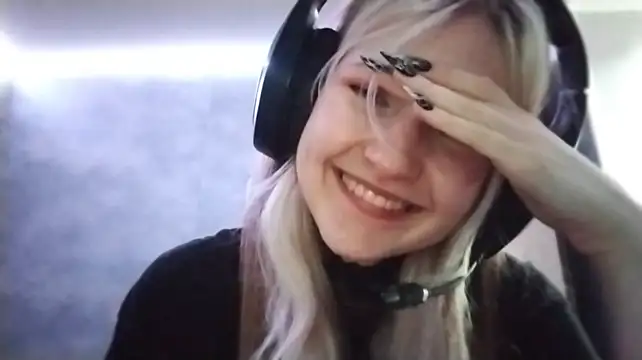 Chat +18 de eliseida ao vivo