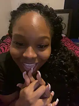 MsdoyouhearThat Show in webcam