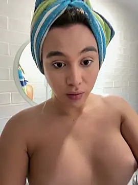 Romina_rousse webkamerás műsora