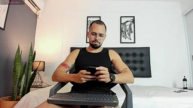 Marco_Moretti webcam show