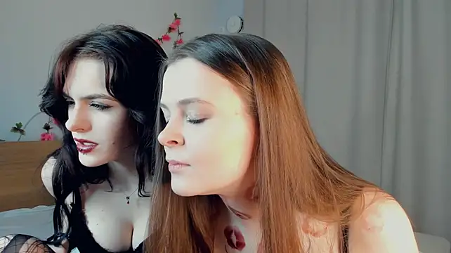 KrystalTrudel webkamerás műsora