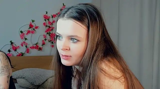 KrystalTrudel – webcam-show