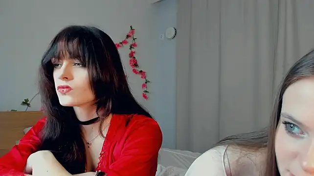KrystalTrudel Show in webcam