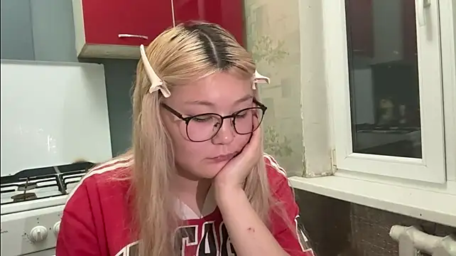 FoldedFood Chat XXX live