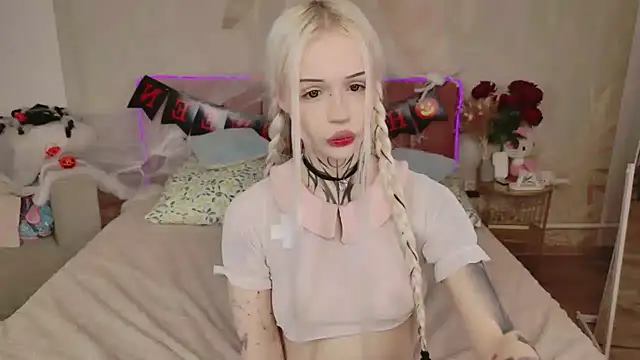 CloudyUniasia Live XXX-Chat