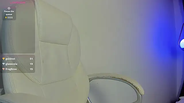 Онлайн чат XXX valentiinaboobs