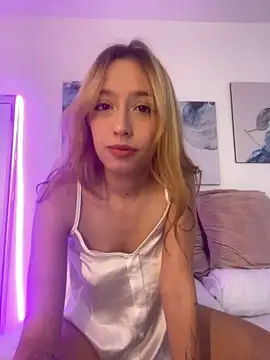 alanna__lover__'s Webcam Show