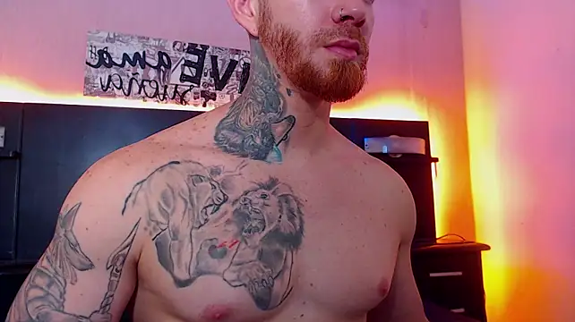 Show modela hottcockguy na web-kameri