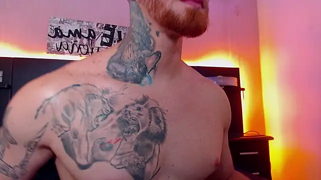 hottcockguy Show in webcam