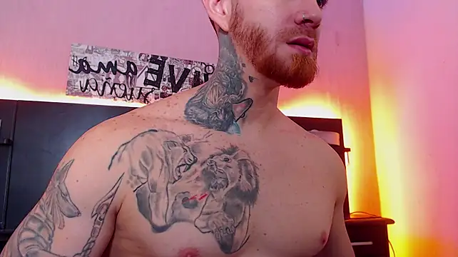 Show modela hottcockguy na web-kameri