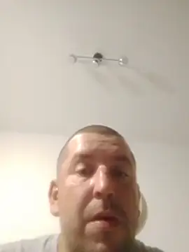 Adi8813 Шоу с уебкамера