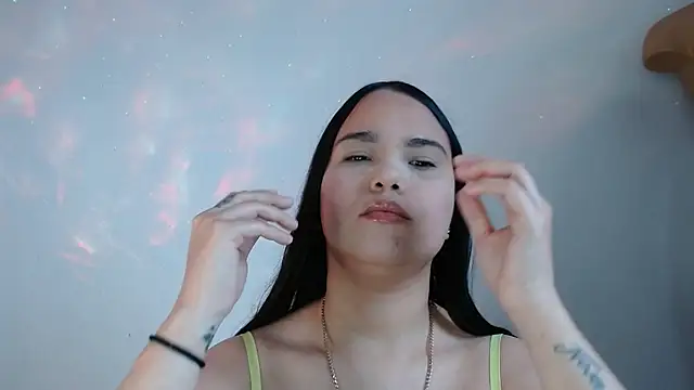 عرض كام nicolle_jenifer