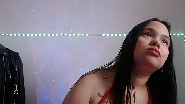 nicolle_jenifer Шоу с уебкамера