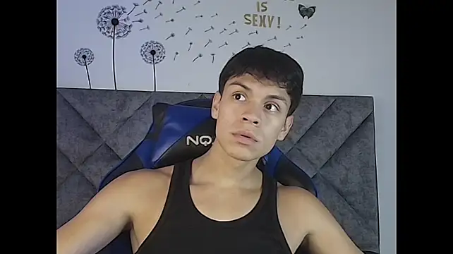 Show modela Kairo_Tentation na web-kameri