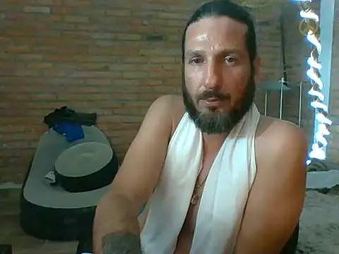 Show modela Kingfaraone na web-kameri