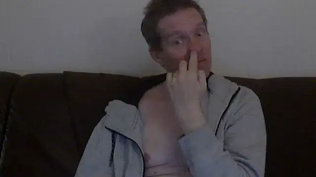 2small4you83 Webcamshow
