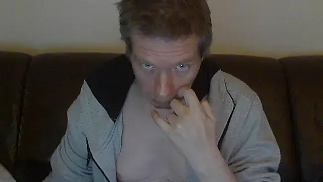 2small4you83 webcam show