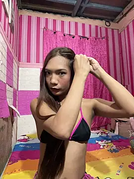 SabrinaHugeCock 网络视讯表演