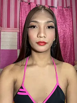 SabrinaHugeCock 网络视讯表演