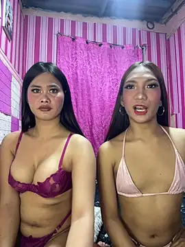 SabrinaHugeCock 网络视讯表演