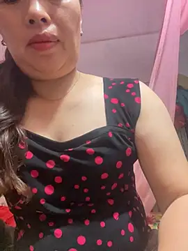 CUMSWET live XXX chat