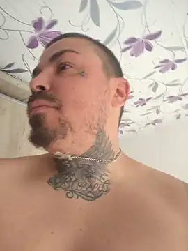 Berti3128 Webcam show